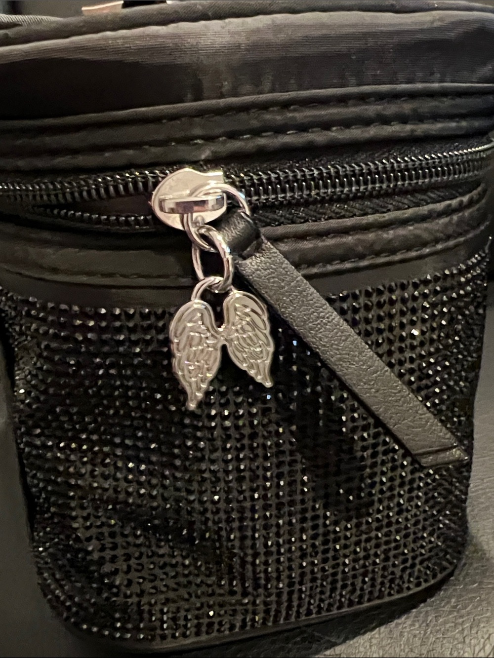 NWT Victorias Secret 2026 Fashion Show Makeup Bag - Picture 6 of 7